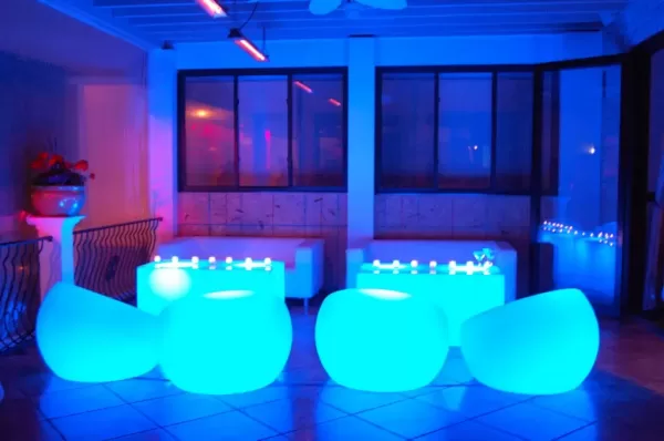 glow sphere chair