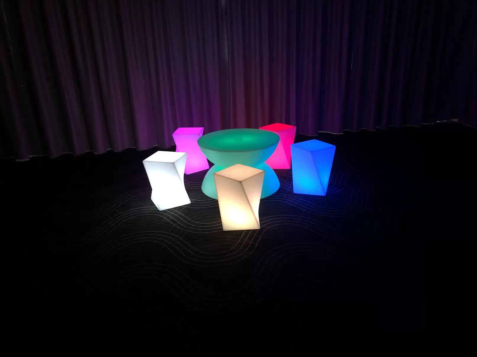 twisted glow cube