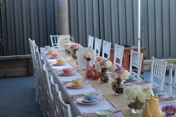 white trestle table